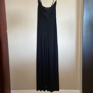 (4 for $15!) EUC Boohoo strappy pant suit